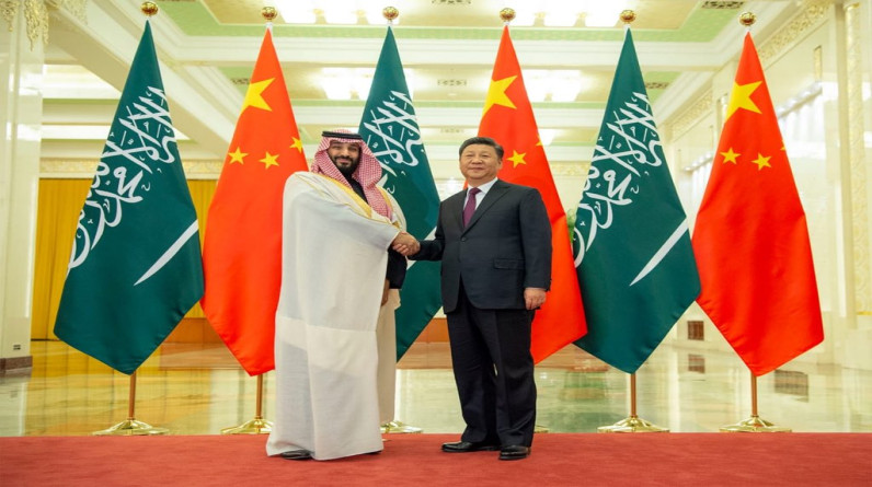 3 محاذير تقلق المسؤولين الأمريكيين من زيارة الرئيس الصيني إلى السعودية.. ما هي؟